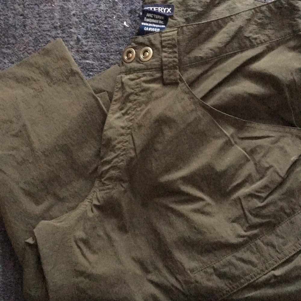 Arc teryx 32 men’s cargo pants